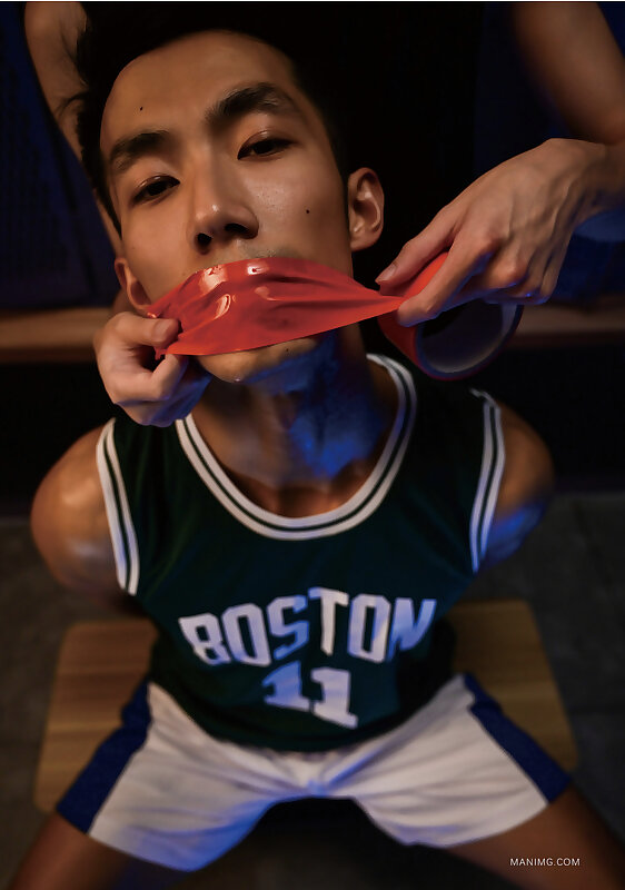 Next Image >>