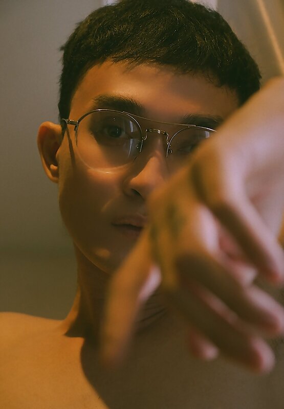 Next Image >>
