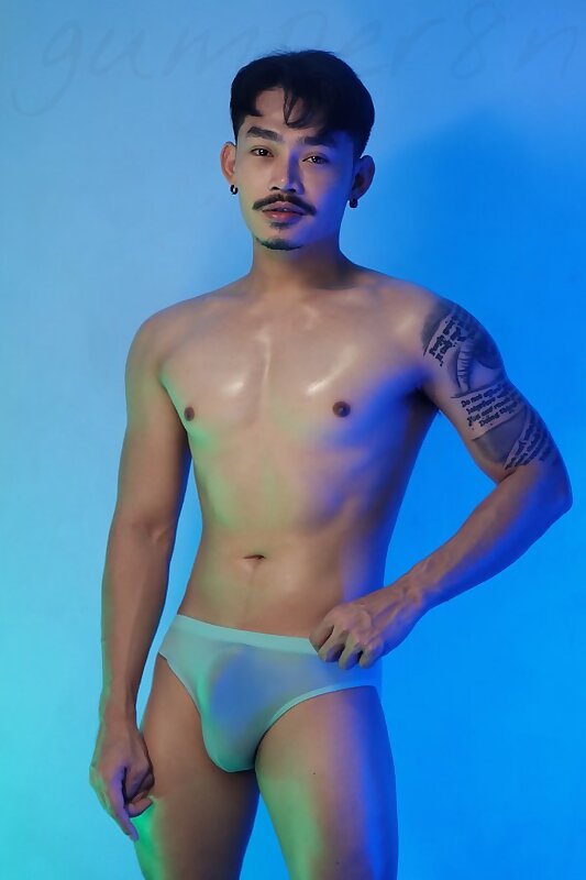 Next Image >>