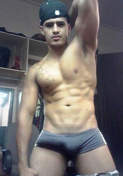 Next Image >>