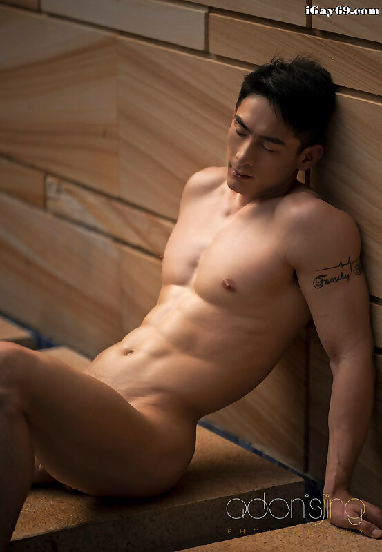 Next Image >>
