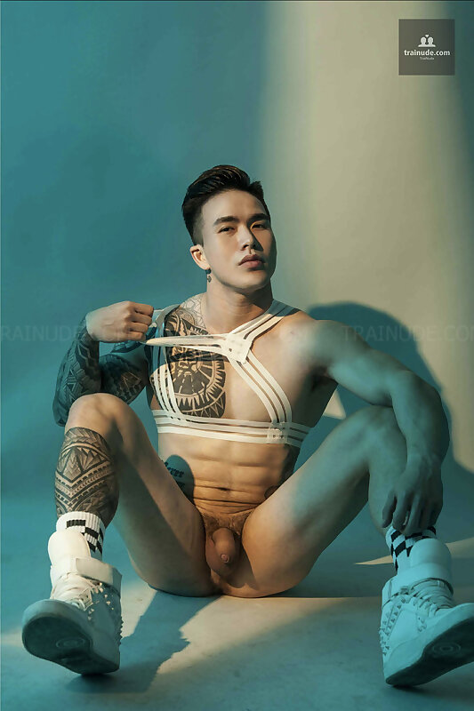 Next Image >>