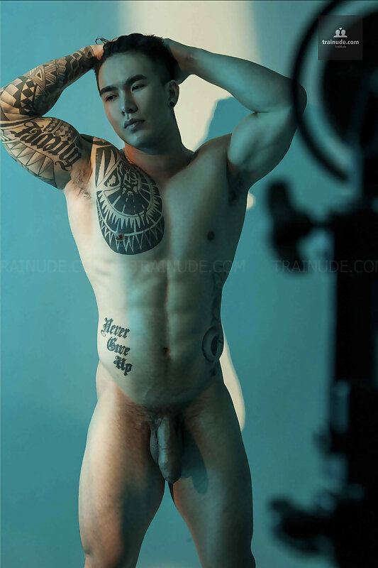 Next Image >>