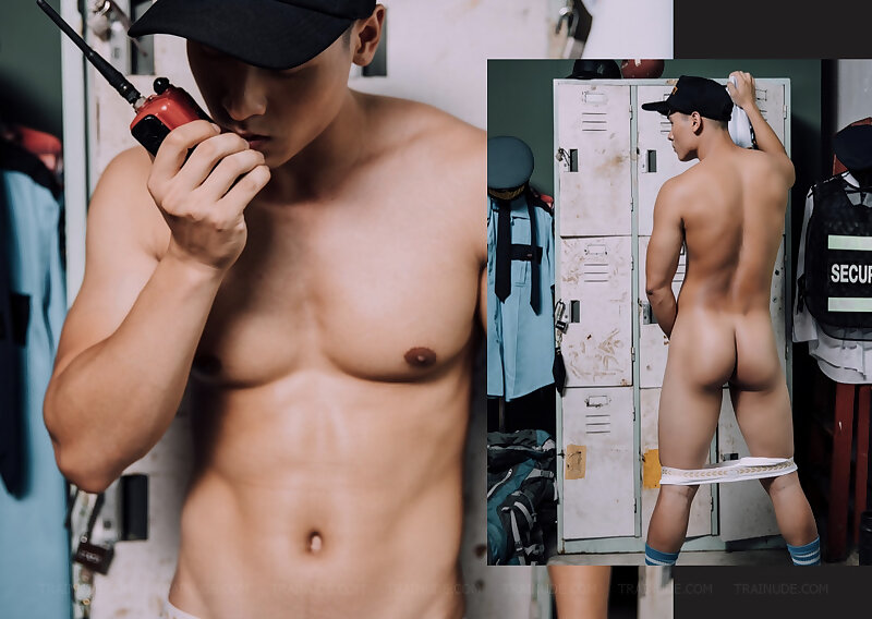 Next Image >>