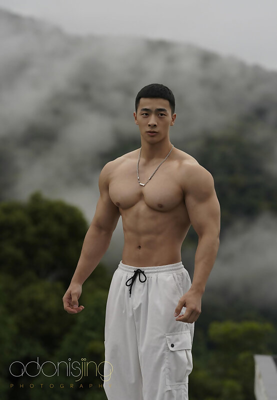 Next Image >>