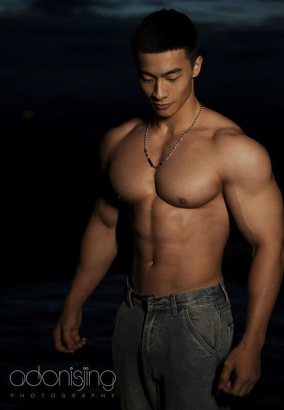 Next Image >>