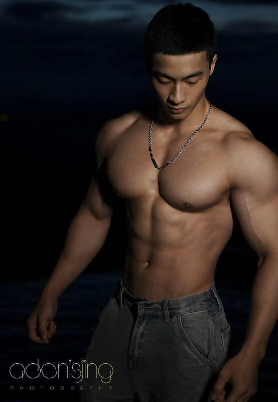 Next Image >>