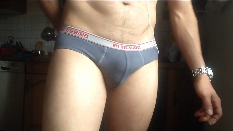 Next Image >>