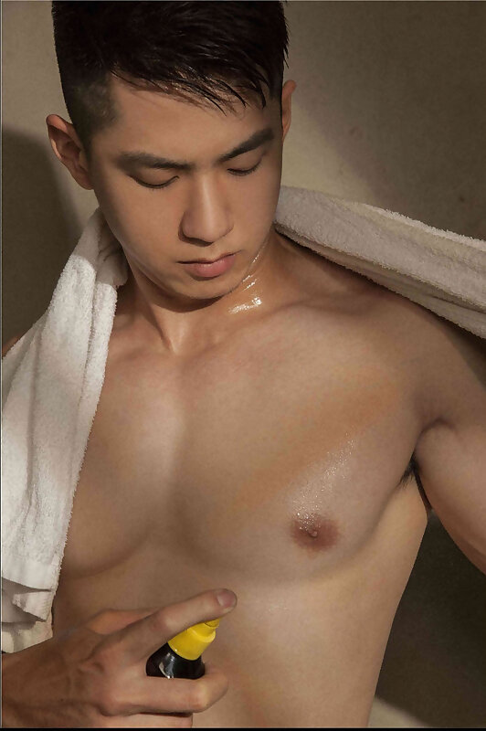 Next Image >>