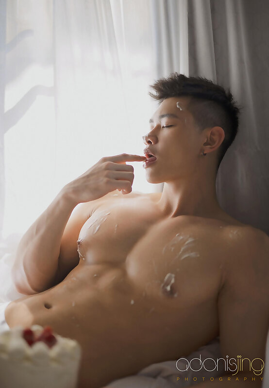 Next Image >>