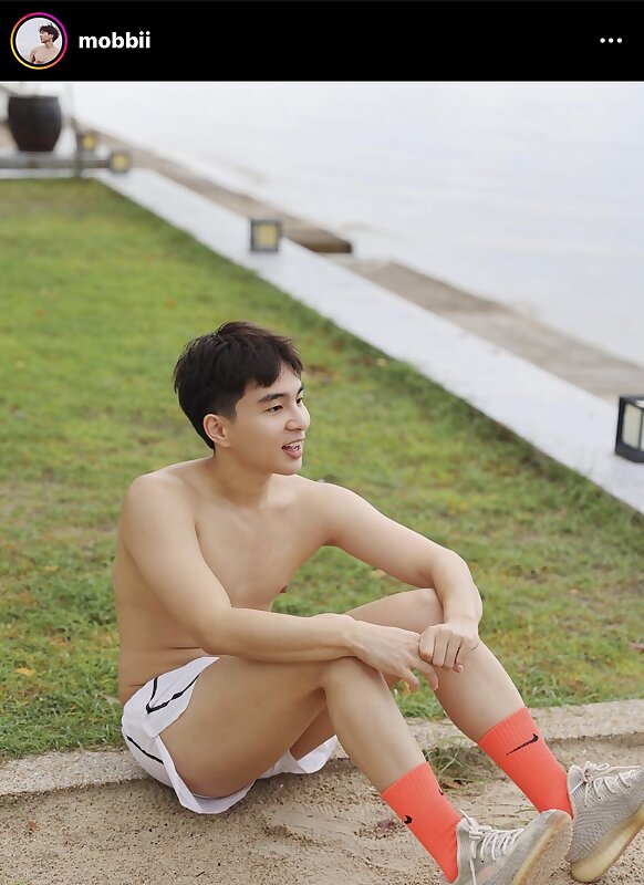 Next Image >>