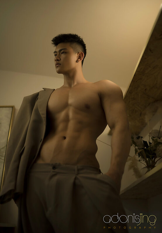 Next Image >>
