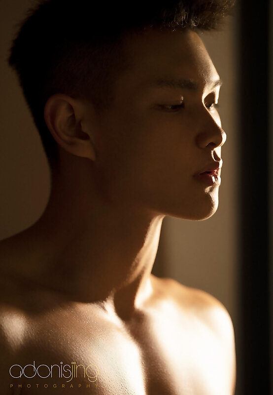 Next Image >>