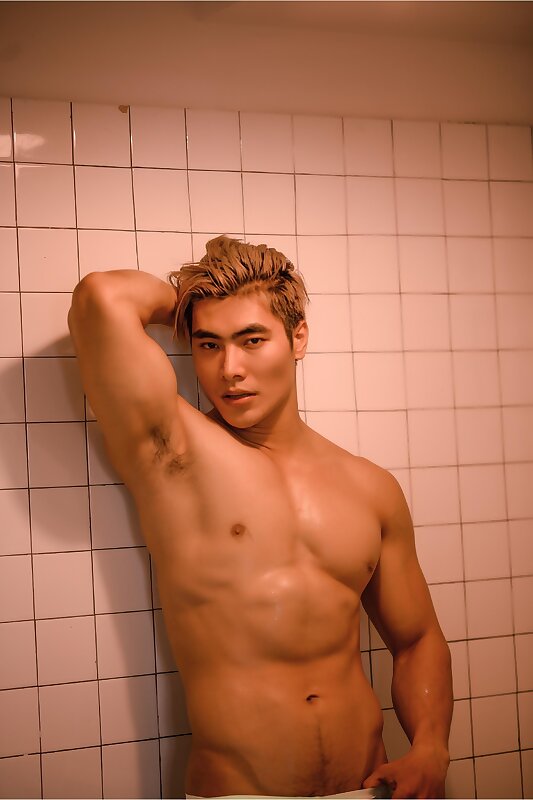 Next Image >>
