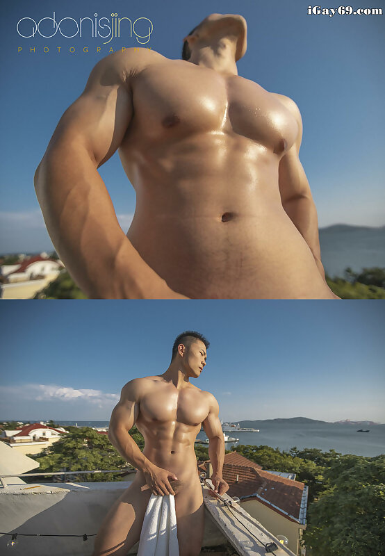 Next Image >>