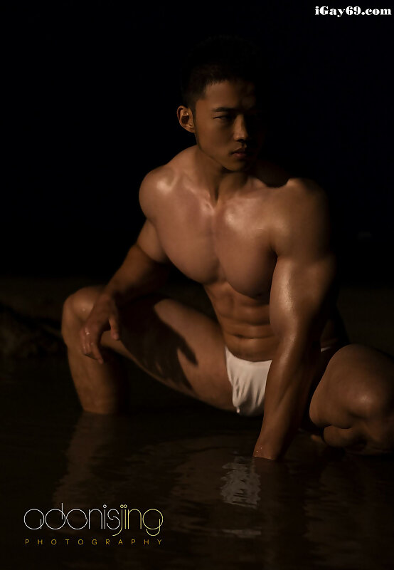 Next Image >>