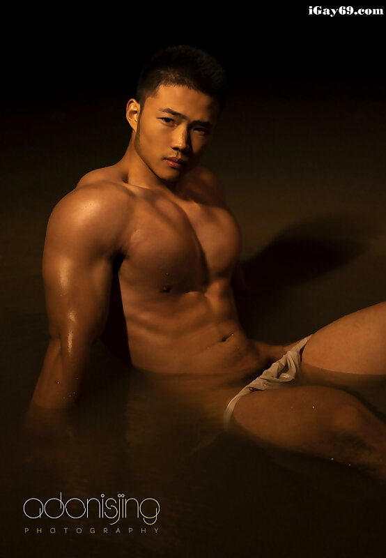 Next Image >>