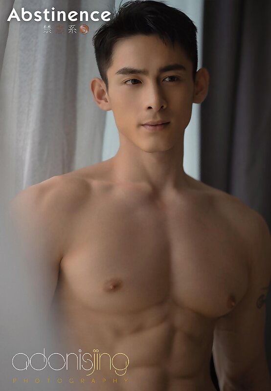 Next Image >>