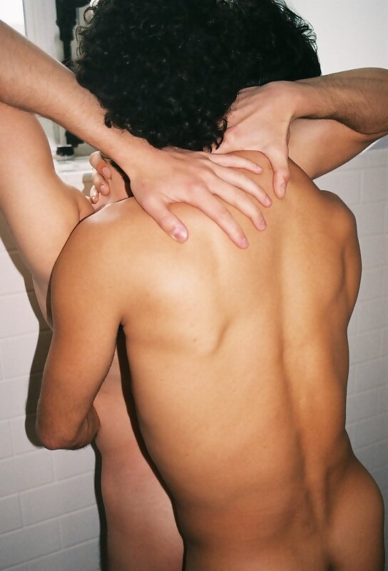 Next Image >>