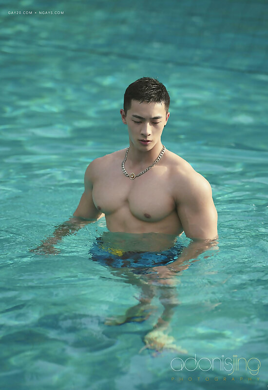 Next Image >>