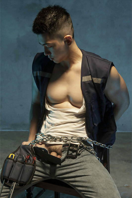 Next Image >>