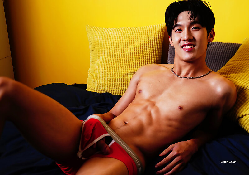 Next Image >>