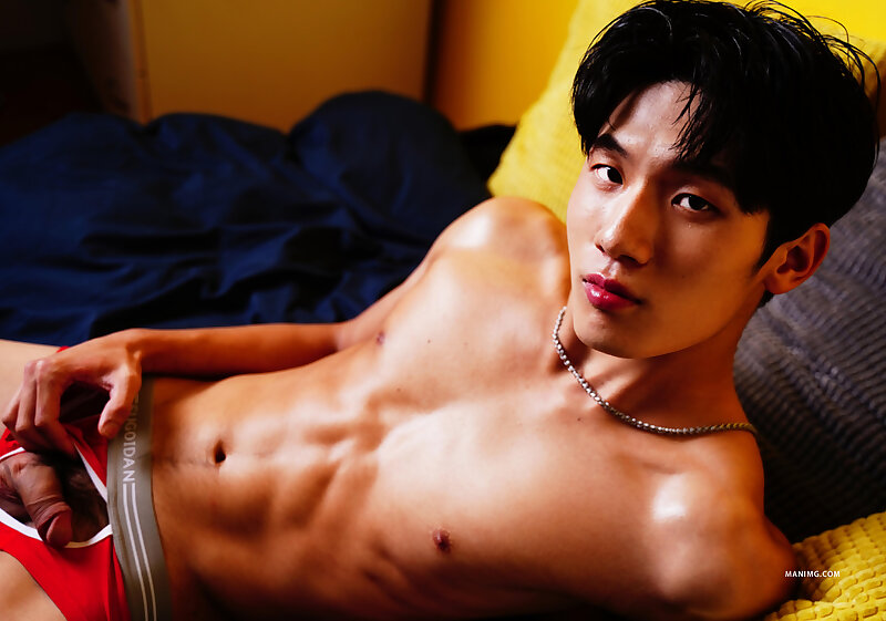 Next Image >>