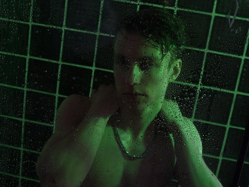 Next Image >>