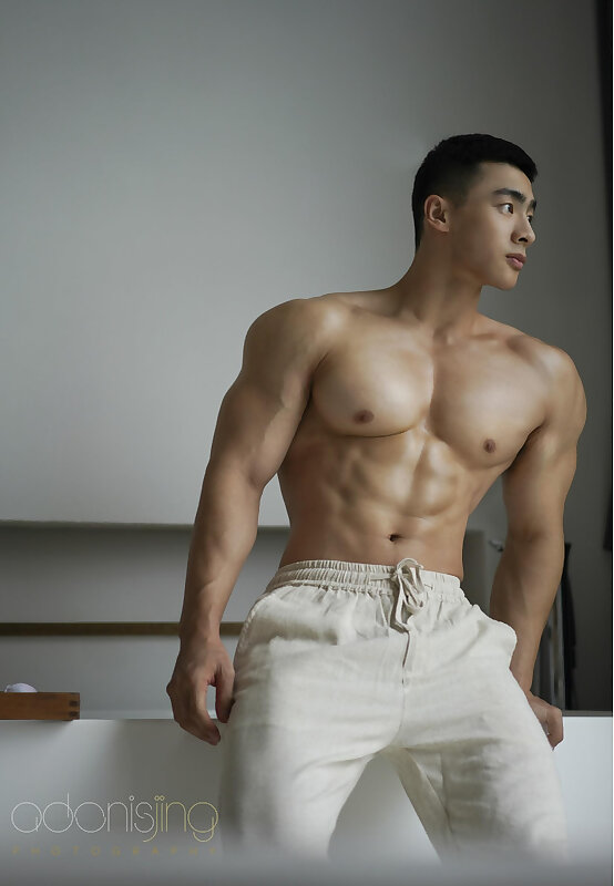 Next Image >>