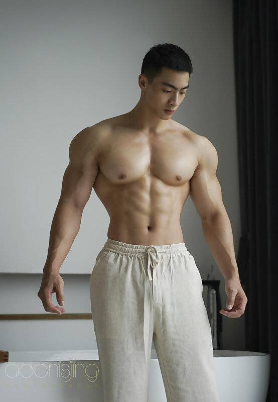 Next Image >>