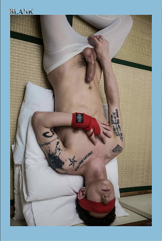 Next Image >>