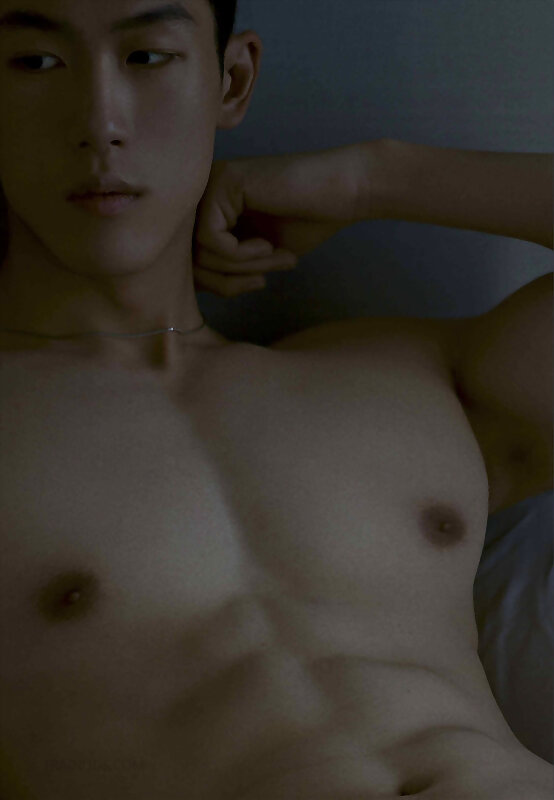 Next Image >>