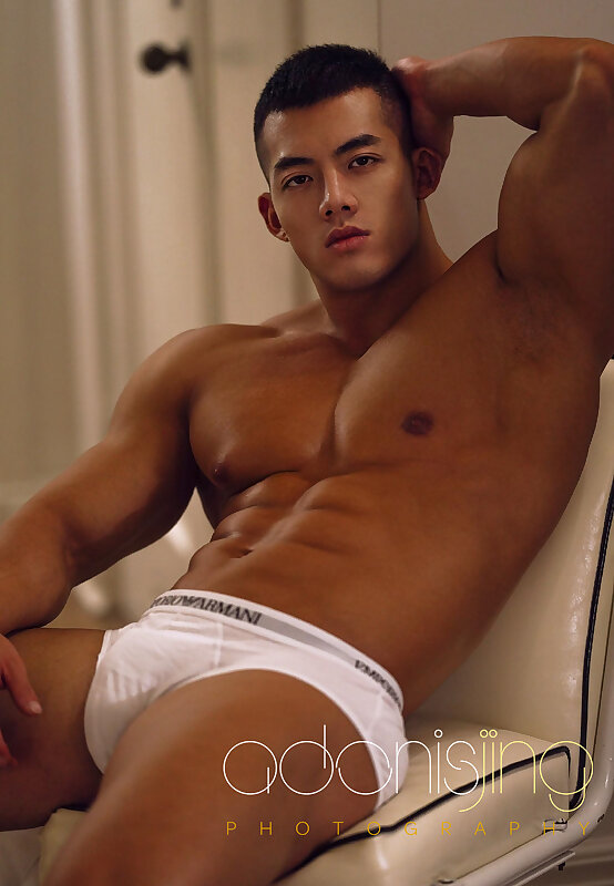 Next Image >>