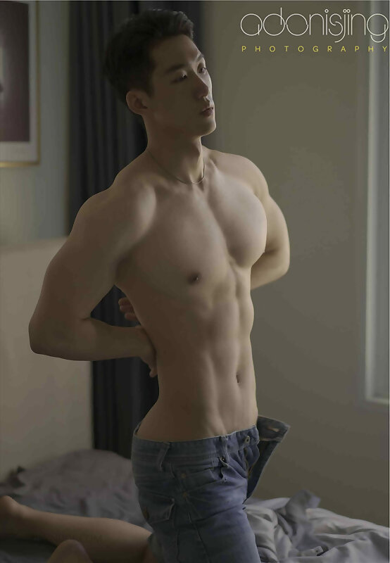 Next Image >>
