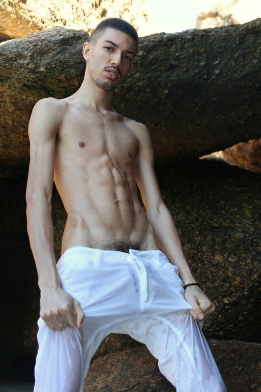 Next Image >>
