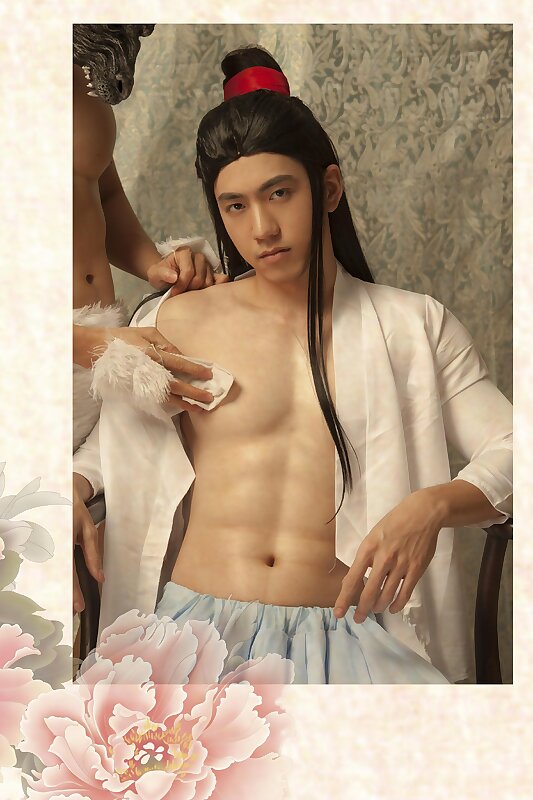 Next Image >>