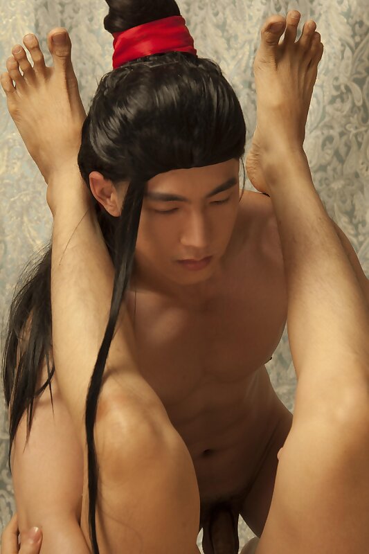 Next Image >>