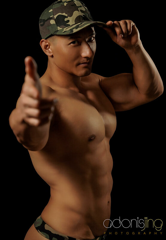 Next Image >>