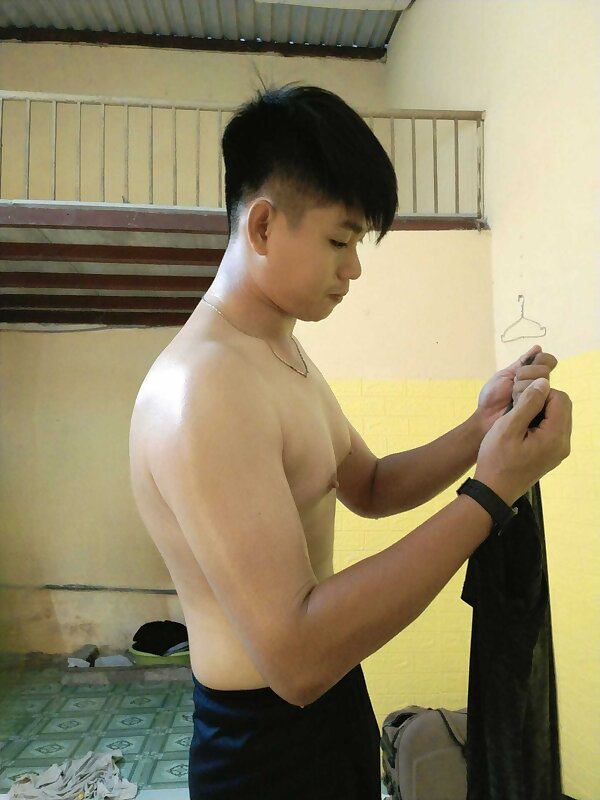 Next Image >>