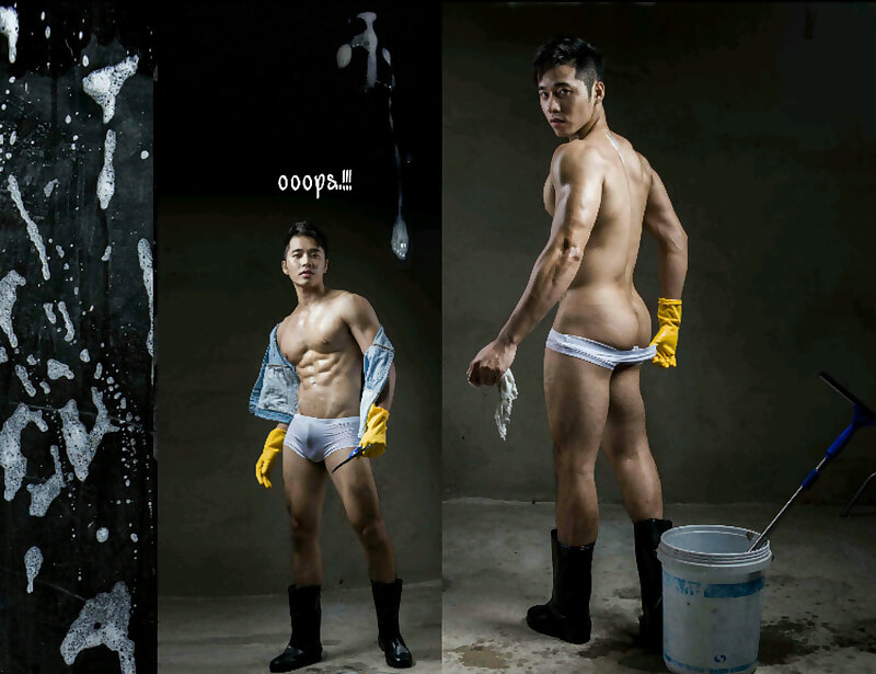 Next Image >>