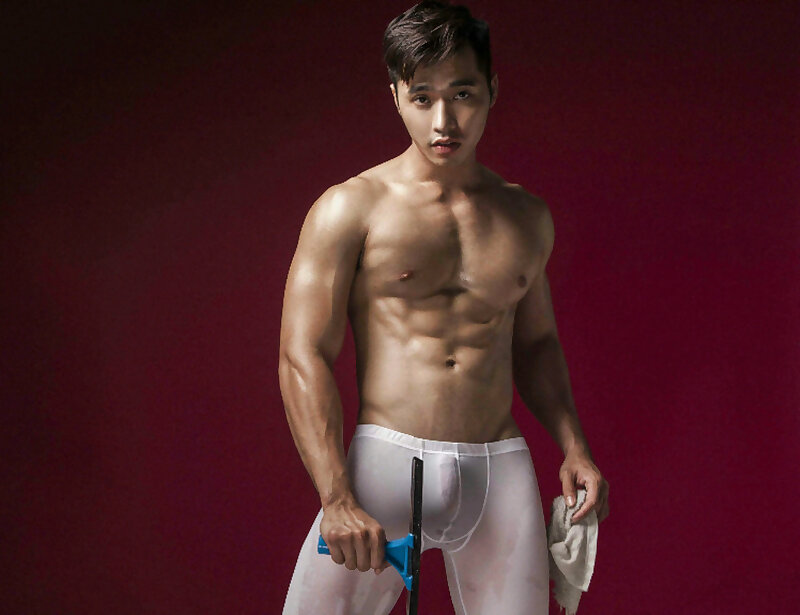 Next Image >>