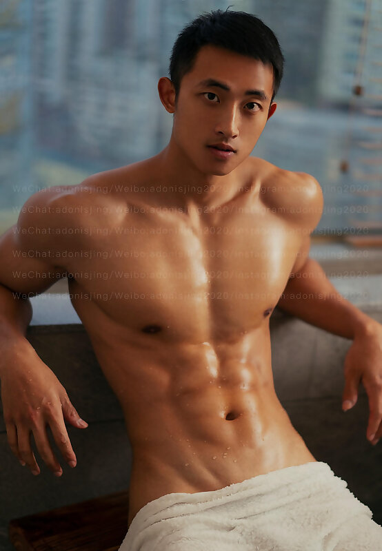 Next Image >>