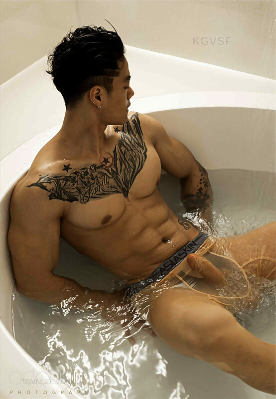 Next Image >>