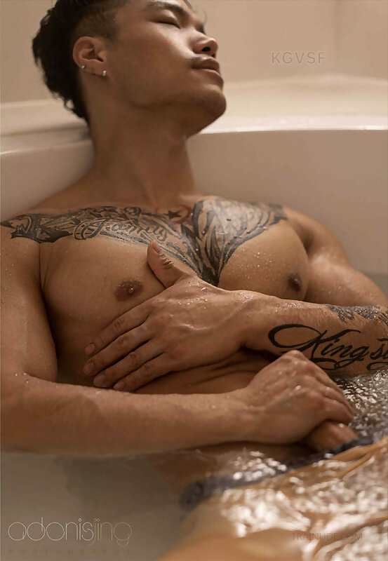 Next Image >>