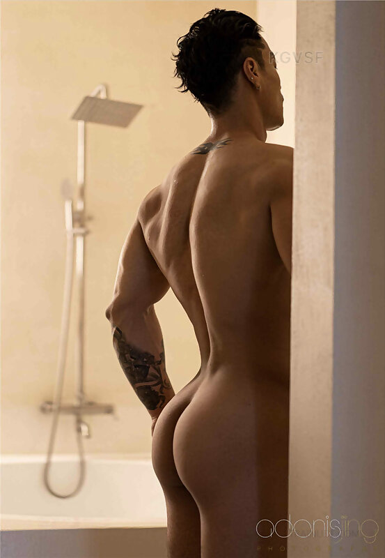 Next Image >>