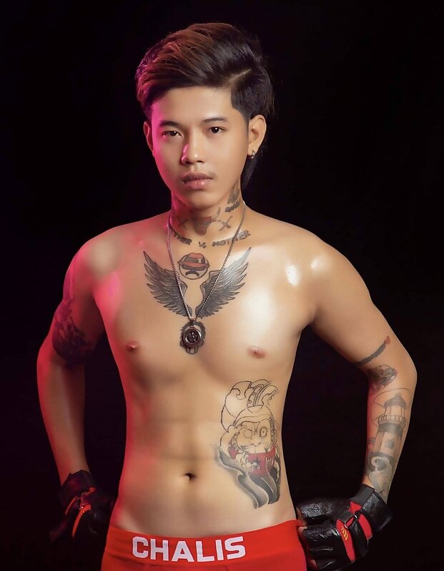 Next Image >>