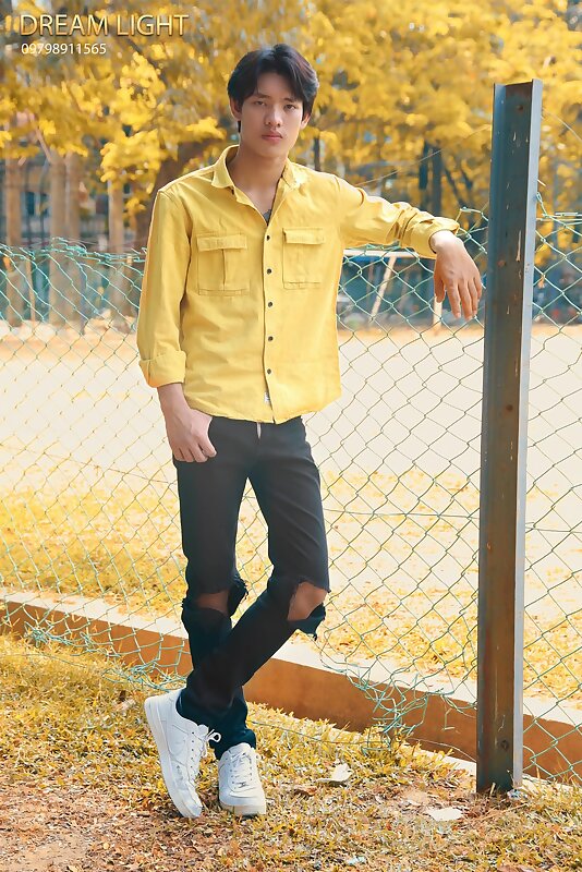 Next Image >>