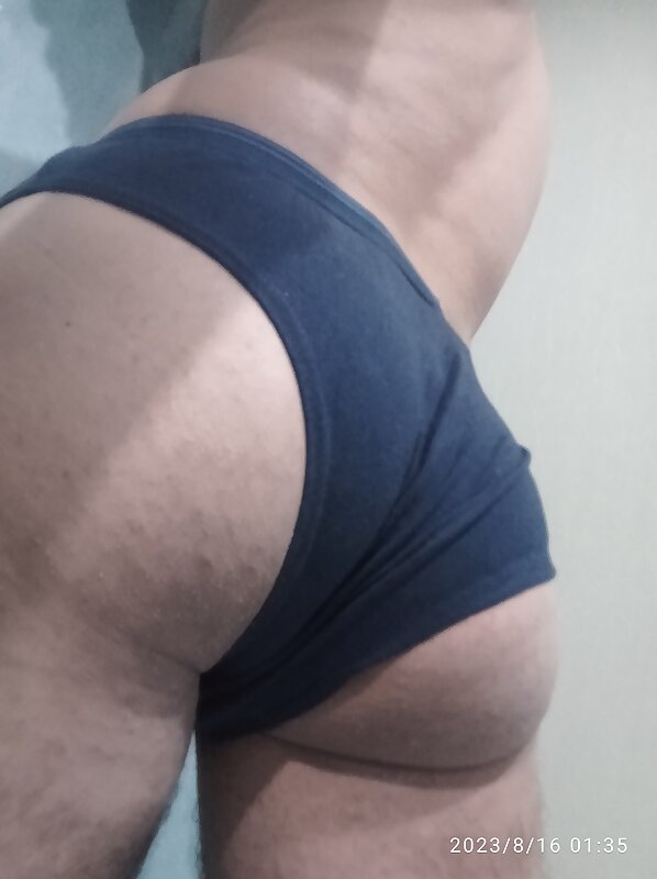 Next Image >>