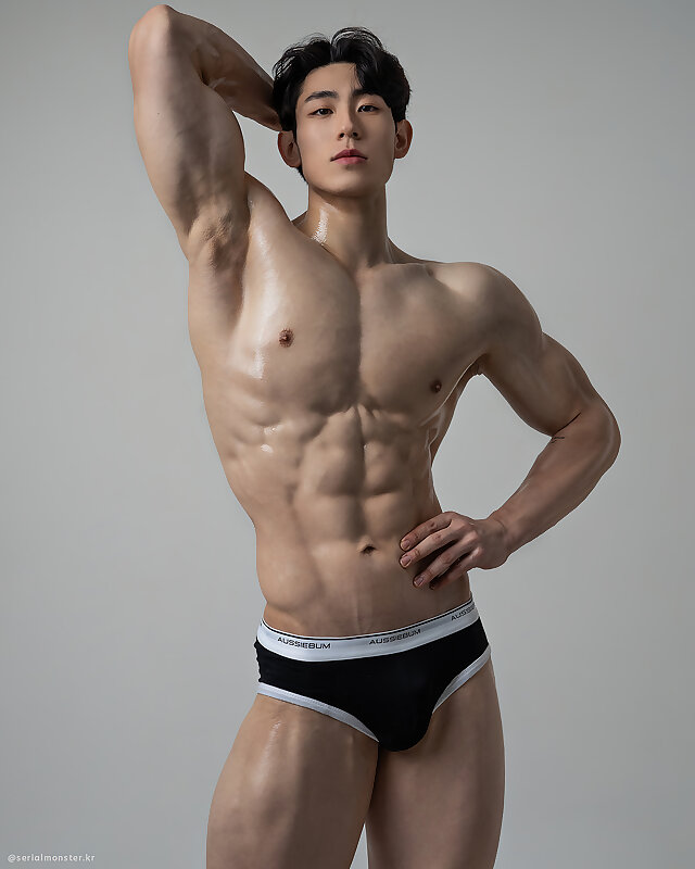 Next Image >>