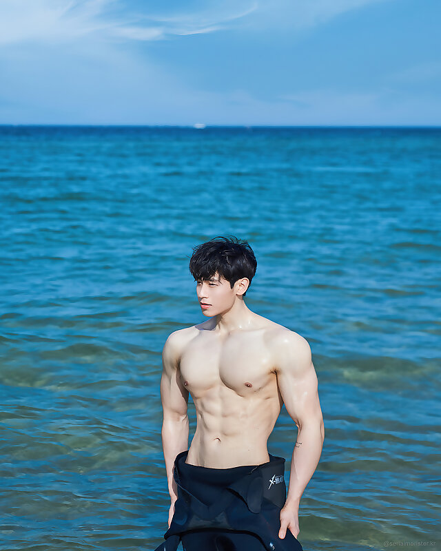 Next Image >>